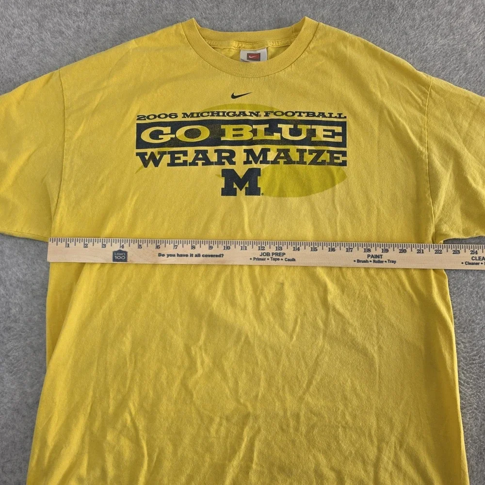 Vintage Y2K Nike Swoosh Michigan Football Yellow XL Sports Nike Team Tag NCAA‎